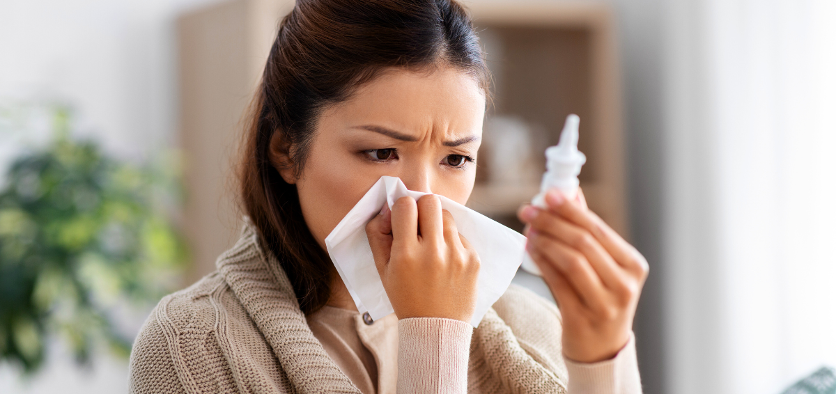 Nasal Sprays vs. Heated Air Mask: What’s Right for You?